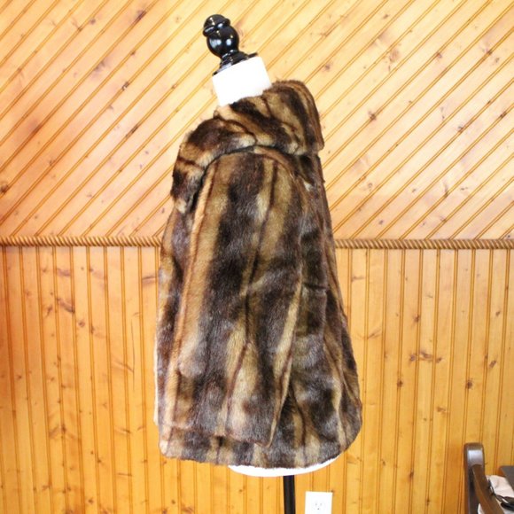 Luii Faux Fur Jacket Large Brown Vegan Animal Friendly 3/4 Sleeve Formal D36 - Picture 10 of 12